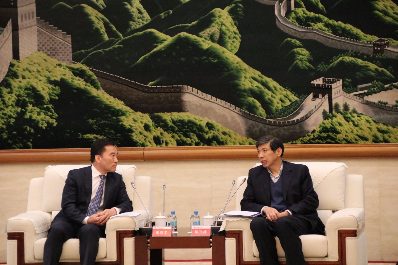 明陽(yáng)智能董事長(zhǎng)張傳衛(wèi)與中國(guó)大唐集團(tuán)董事長(zhǎng)陳飛虎在京會(huì)談1.jpg